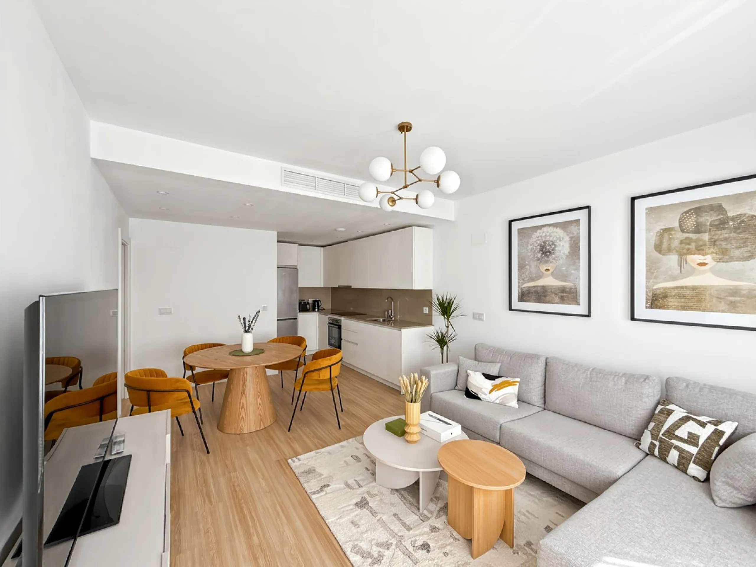 Apartment - Middle Floor Apartment в продаже в Málaga, Málaga. В доме 2 спален и 2 ванных комнат. Площадь дома 72 м²