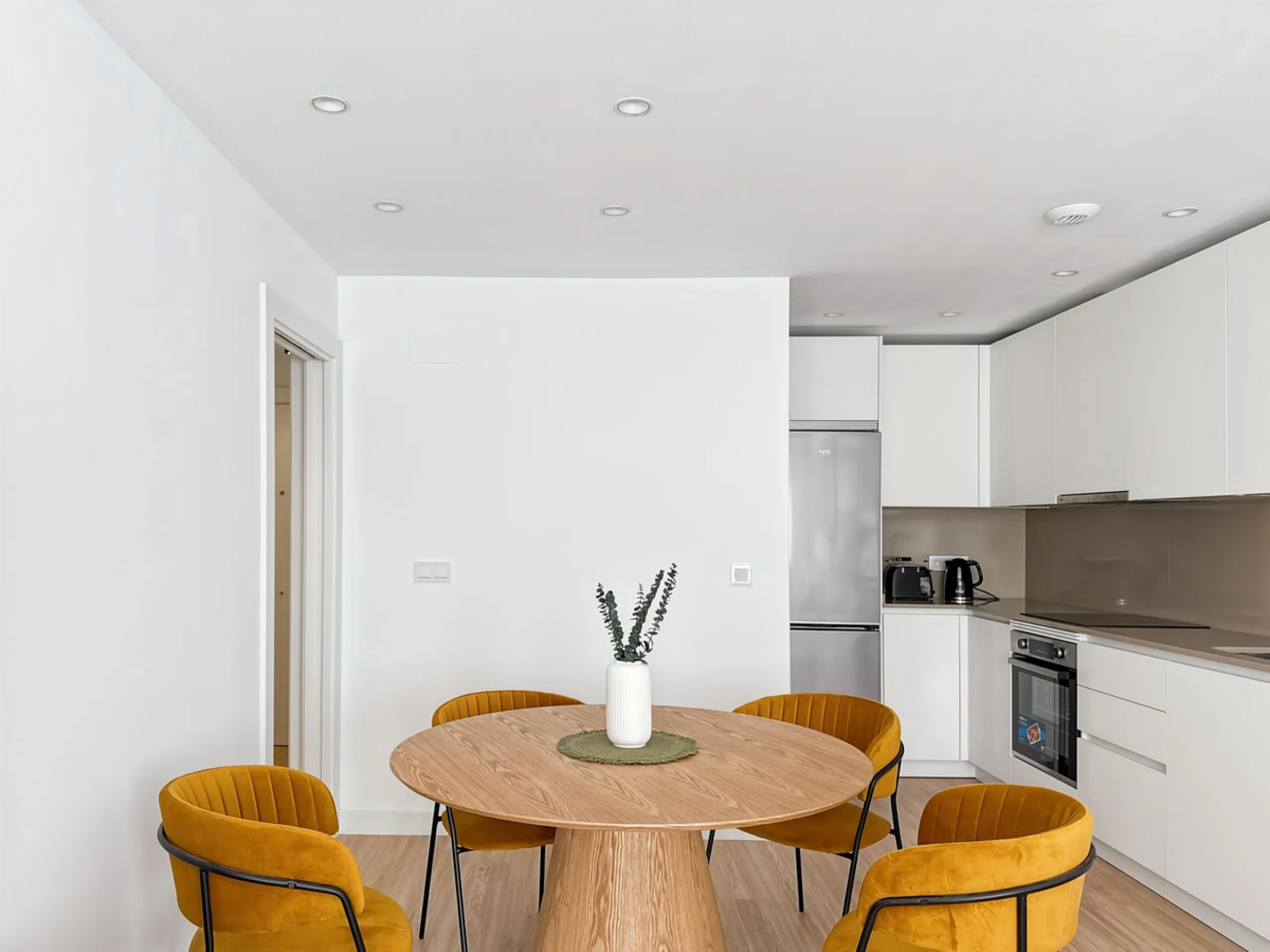 Apartment - Middle Floor Apartment в продаже в Málaga, Málaga. В доме 2 спален и 2 ванных комнат. Площадь дома 72 м²