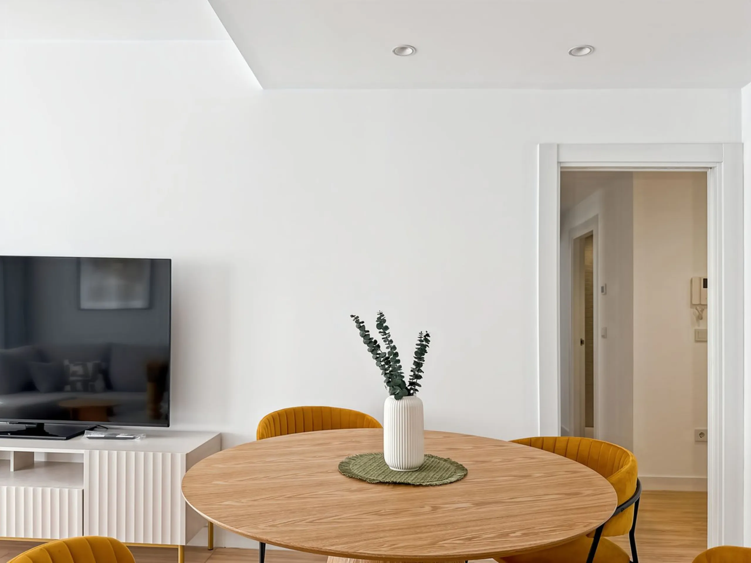 Apartment - Middle Floor Apartment в продаже в Málaga, Málaga. В доме 2 спален и 2 ванных комнат. Площадь дома 72 м²