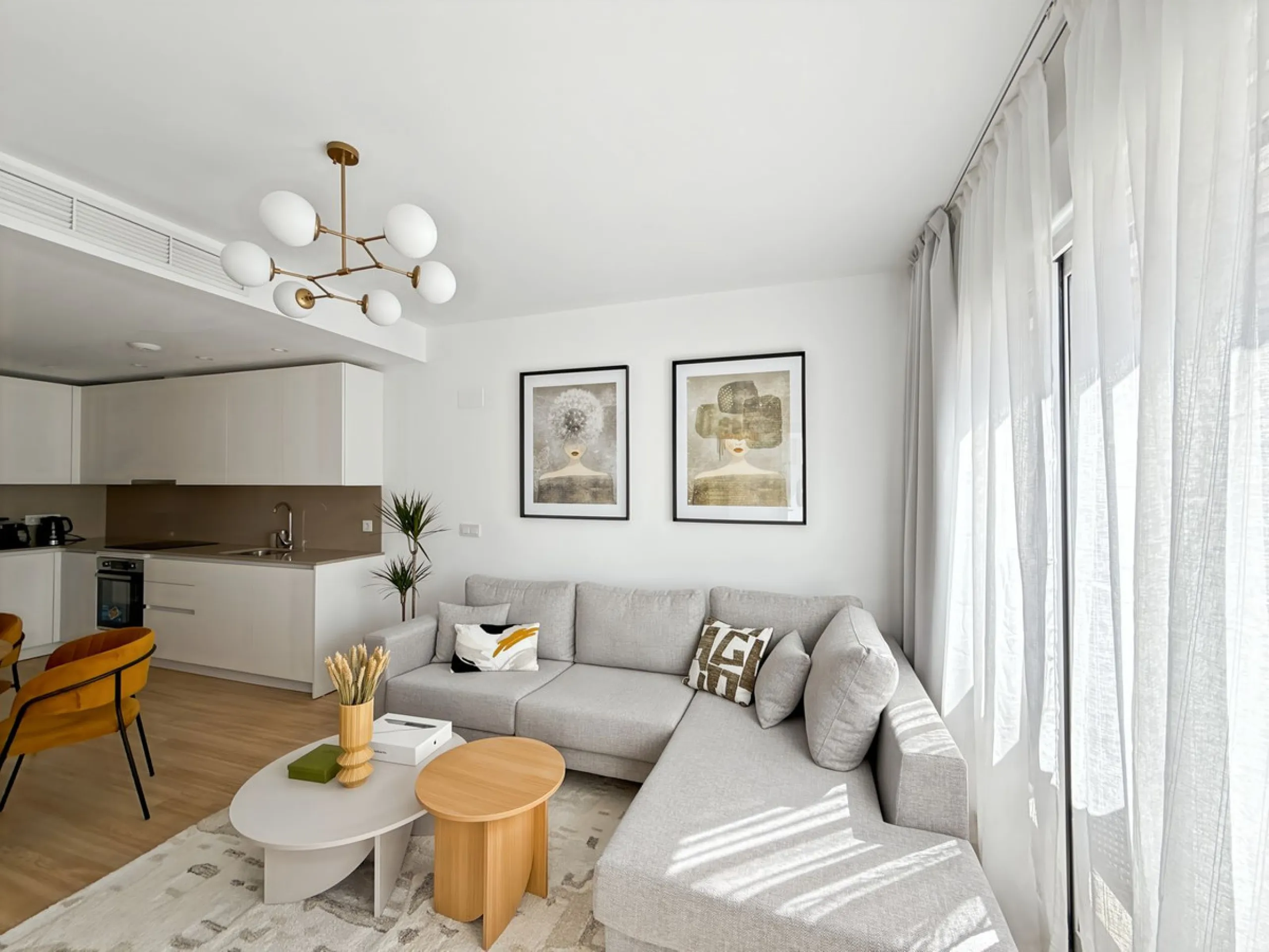 Apartment - Middle Floor Apartment в продаже в Málaga, Málaga. В доме 2 спален и 2 ванных комнат. Площадь дома 72 м²