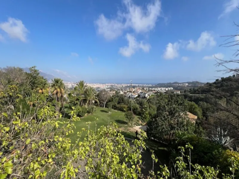 Plot - Residential Plot в продаже в Mijas, Málaga. Площадь участка 7055 м²