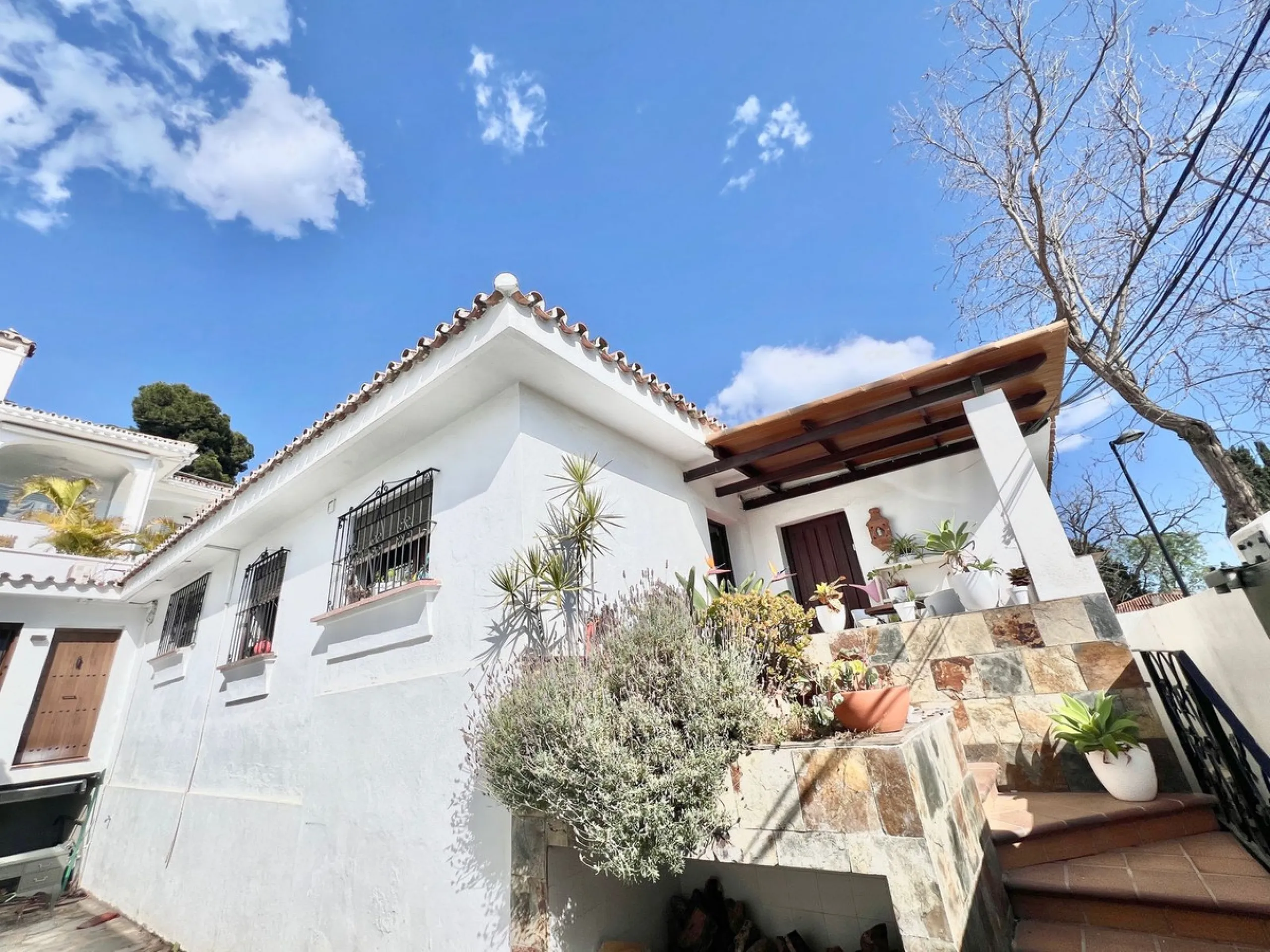 House for sale in Nueva Andalucía.