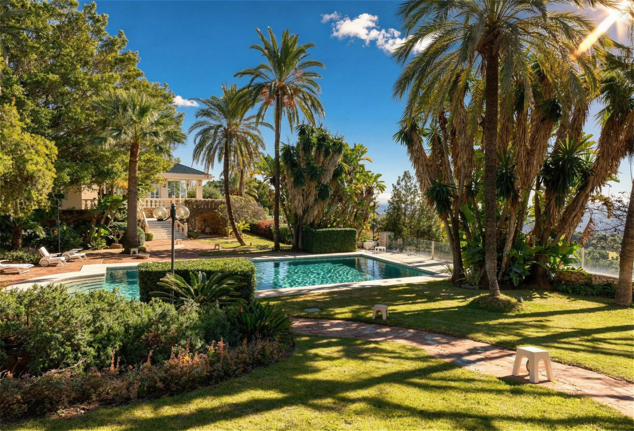 EXCEPTIONAL VILLA  WITH PANORAMIC SEA VIEWS