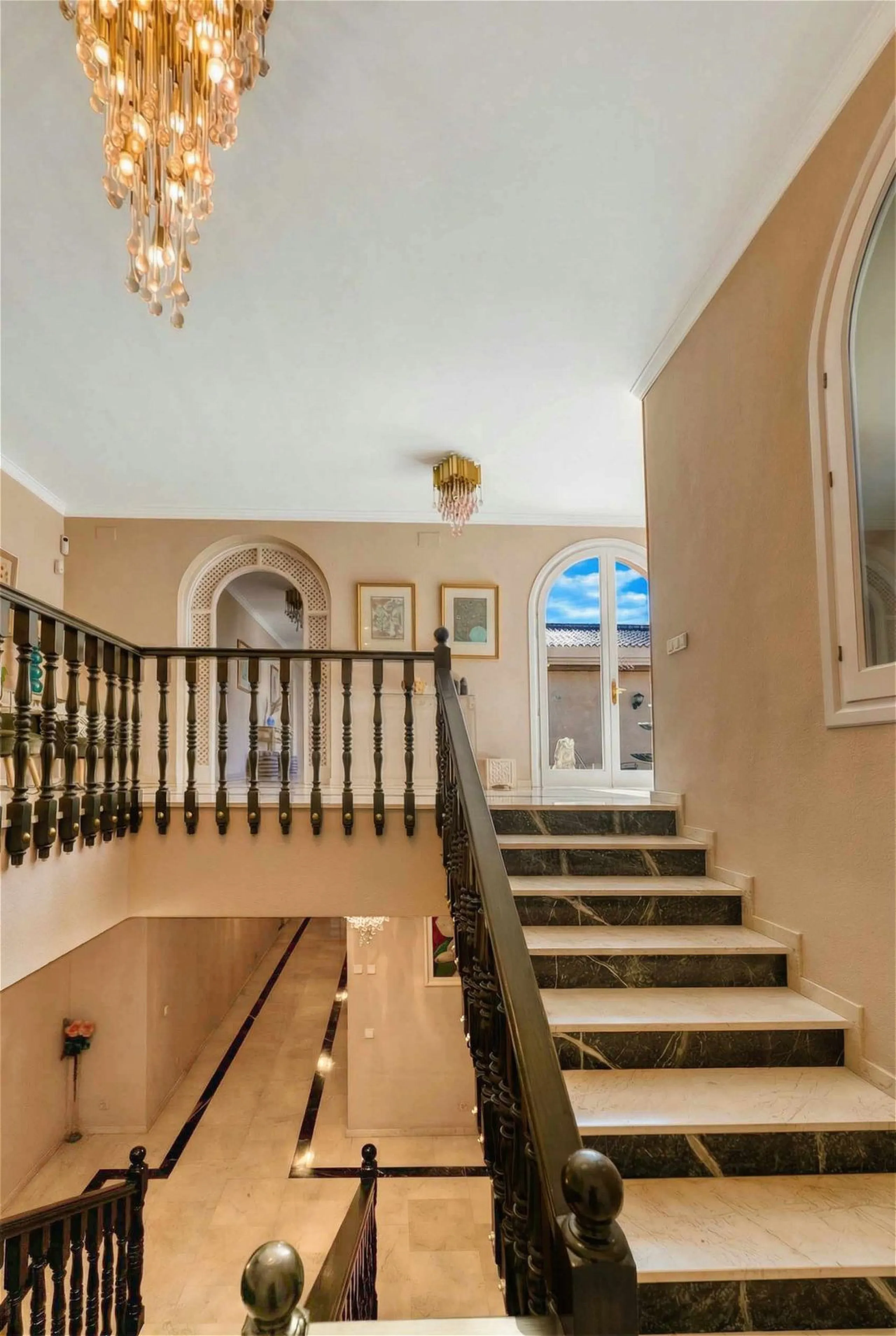 EXCEPTIONAL VILLA  WITH PANORAMIC SEA VIEWS