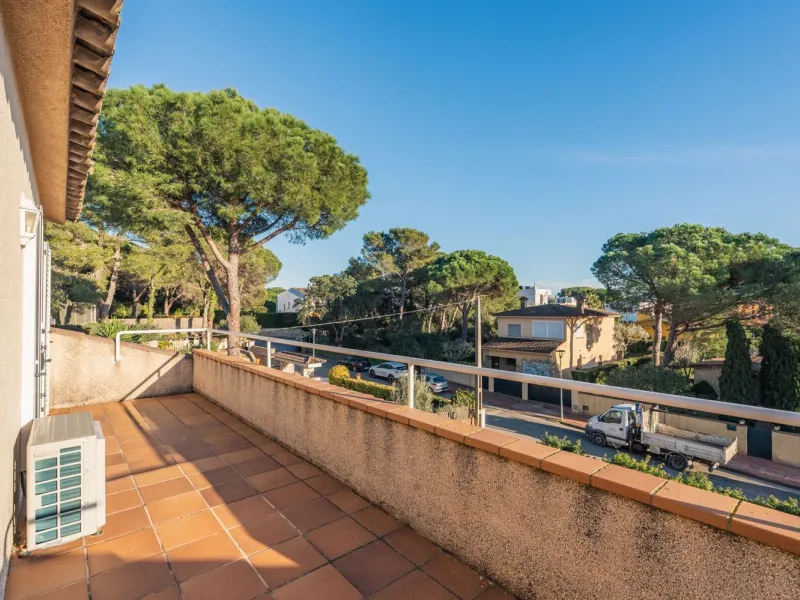 Mediterranean Villa with Pool Next to the Forest and Beaches of Calella de Palafrugell