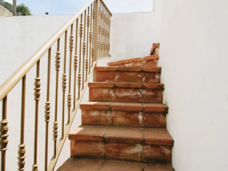 Renovated Traditional Townhouse