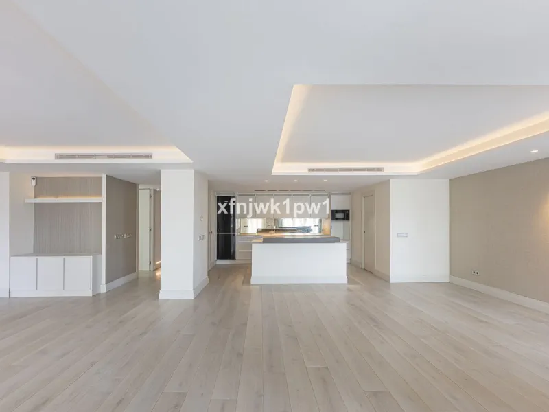 Luxury Home in the Heart of Marbella – Fully Renovated with Sea Views