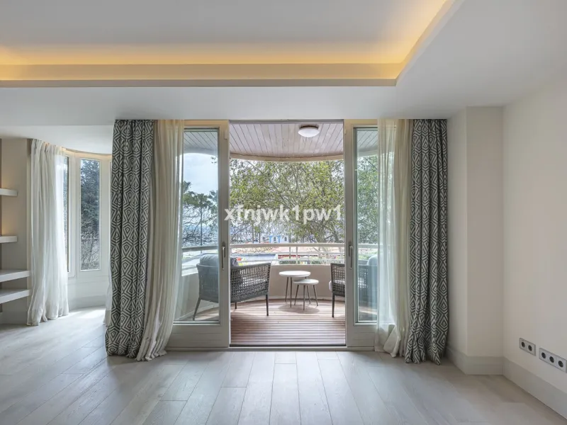 Luxury Home in the Heart of Marbella – Fully Renovated with Sea Views