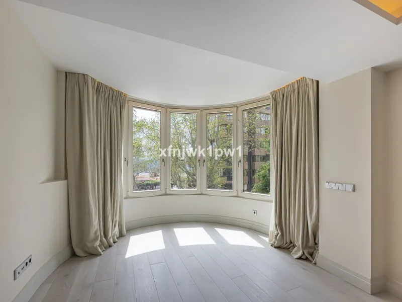 Luxury Home in the Heart of Marbella – Fully Renovated with Sea Views