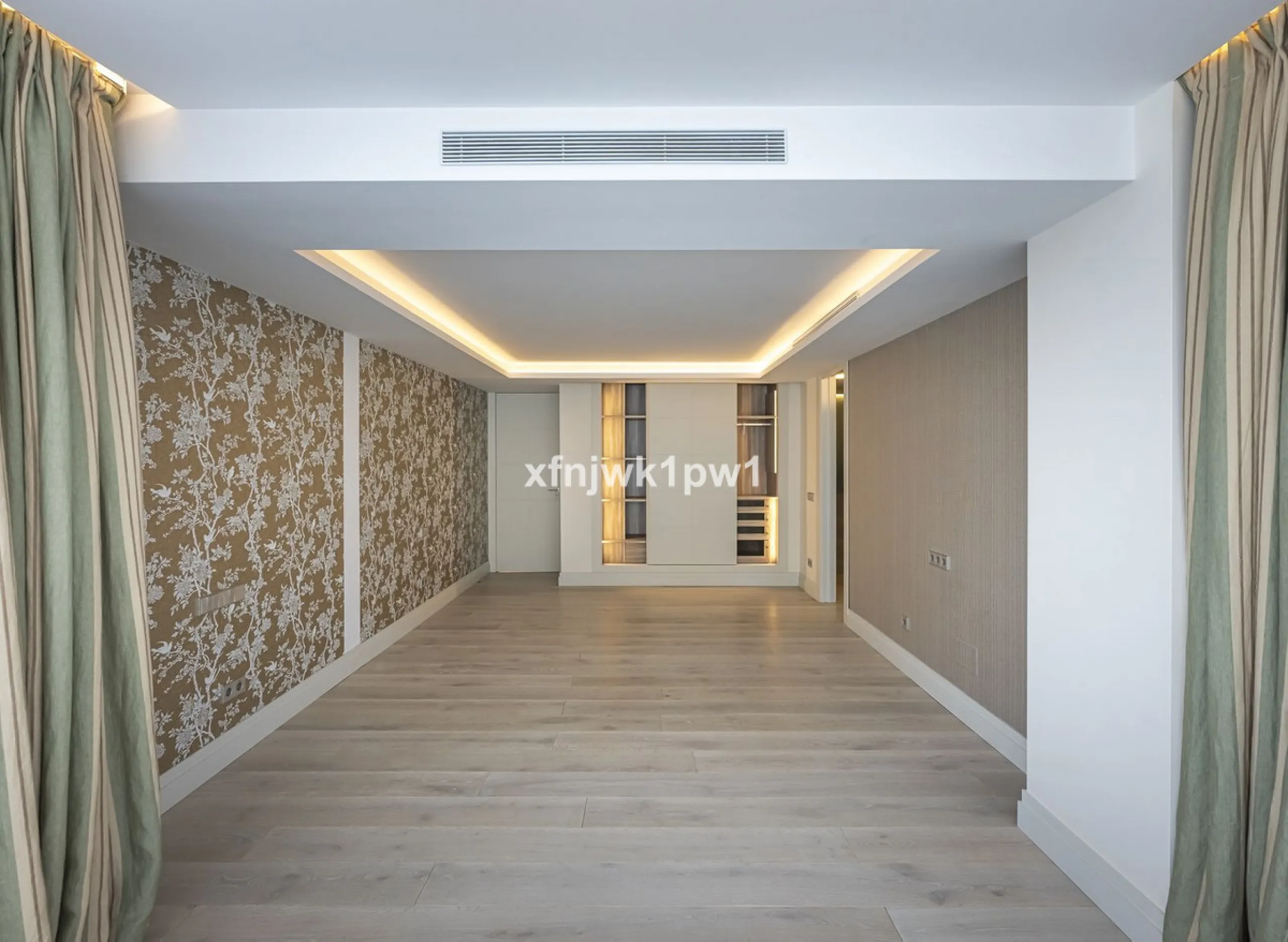 Luxury Home in the Heart of Marbella – Fully Renovated with Sea Views
