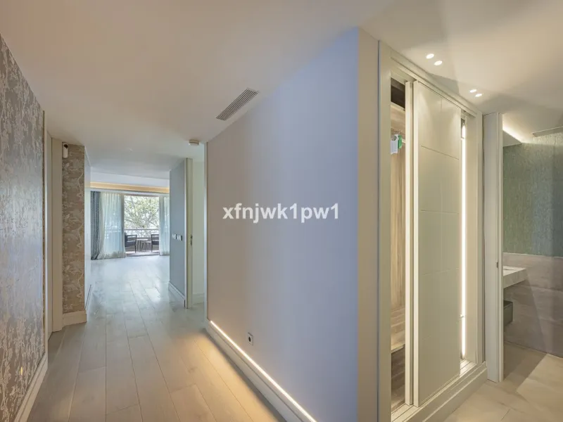 Luxury Home in the Heart of Marbella – Fully Renovated with Sea Views