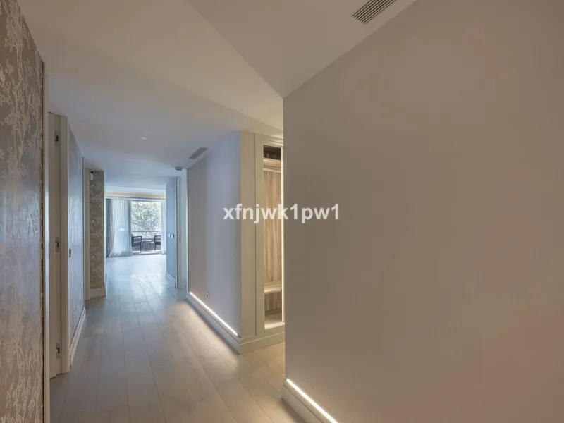 Luxury Home in the Heart of Marbella – Fully Renovated with Sea Views