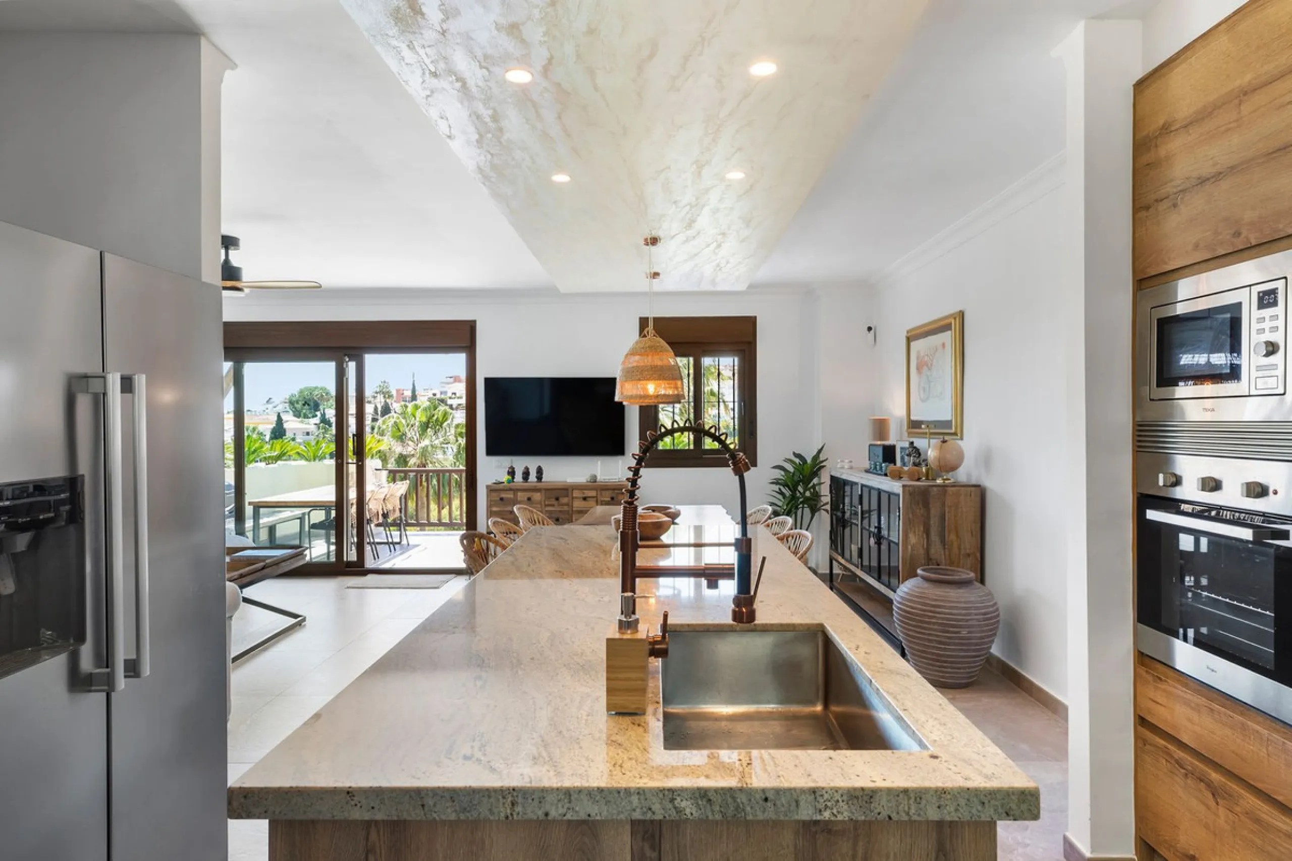 Elegant 3-Bedroom Semi-Detached House with Private Pool, Golf Views & Dream Location – Marbella
