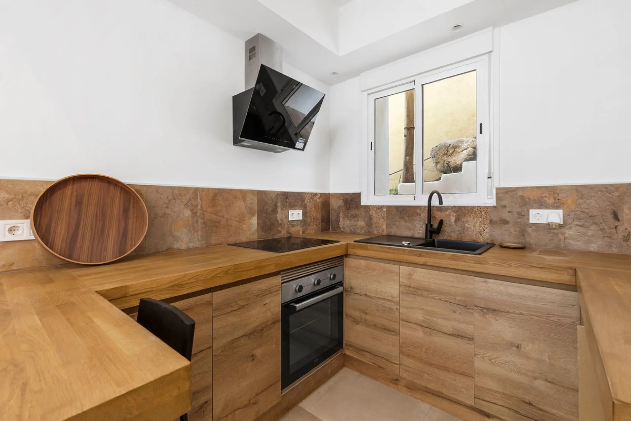 Elegant 3-Bedroom Semi-Detached House with Private Pool, Golf Views & Dream Location – Marbella