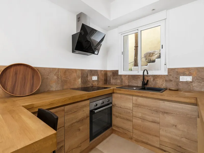 Elegant 3-Bedroom Semi-Detached House with Private Pool, Golf Views & Dream Location – Marbella