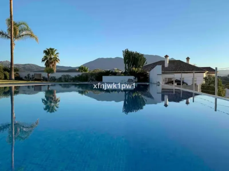Exceptional Luxury Estate Near Sotogrande – Rare 10,000 m² Plot with Sea Views