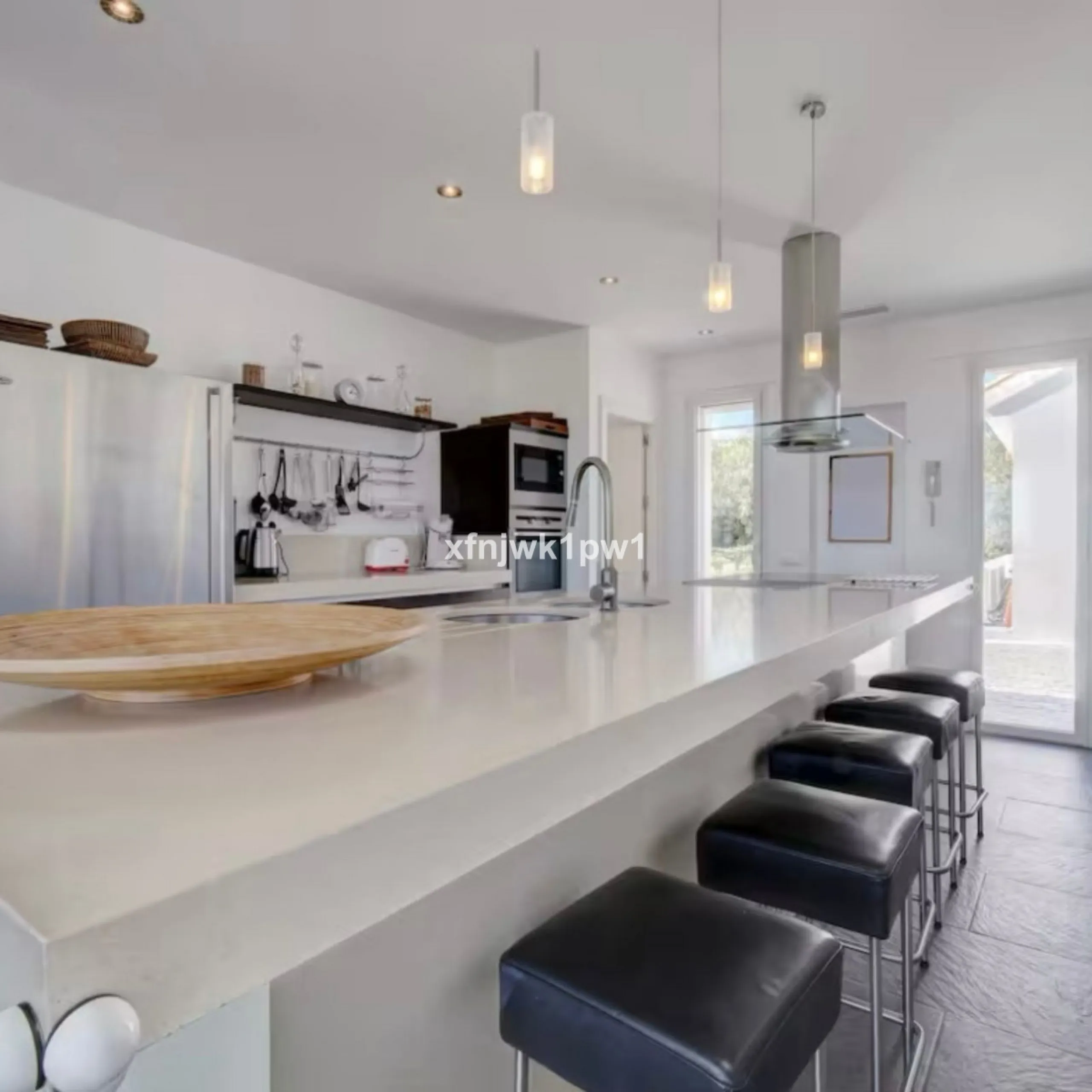 Exceptional Luxury Estate Near Sotogrande – Rare 10,000 m² Plot with Sea Views