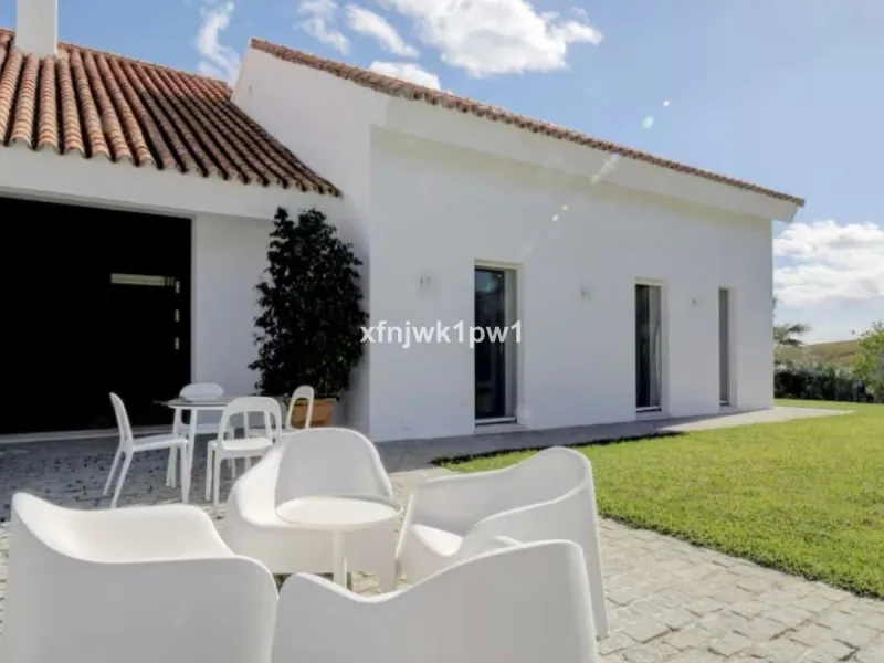 Exceptional Luxury Estate Near Sotogrande – Rare 10,000 m² Plot with Sea Views