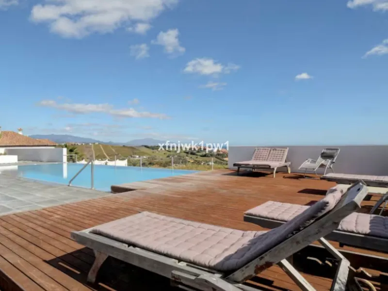 Exceptional Luxury Estate Near Sotogrande – Rare 10,000 m² Plot with Sea Views