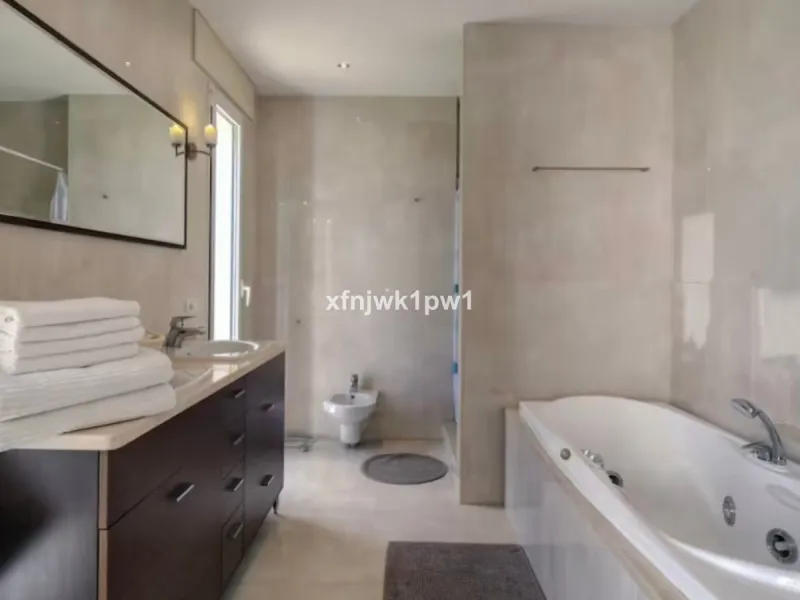 Exceptional Luxury Estate Near Sotogrande – Rare 10,000 m² Plot with Sea Views