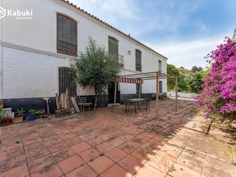 TRADITIONAL CORTIJO IN CAMPANILLAS – HIGH-POTENTIAL RESIDENTIAL & TOURISM PROJECT