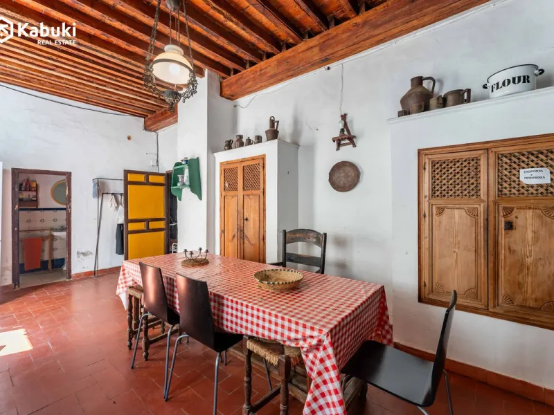 TRADITIONAL CORTIJO IN CAMPANILLAS – HIGH-POTENTIAL RESIDENTIAL & TOURISM PROJECT