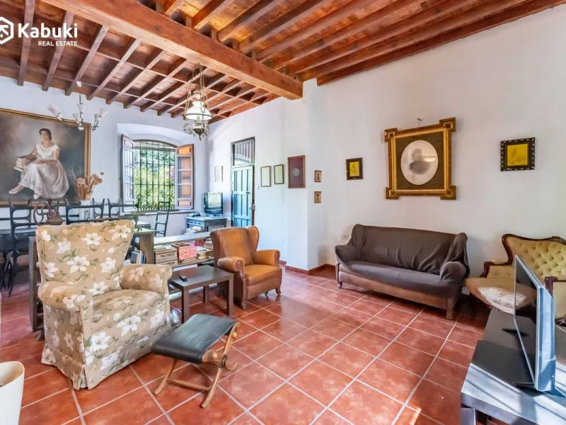 TRADITIONAL CORTIJO IN CAMPANILLAS – HIGH-POTENTIAL RESIDENTIAL & TOURISM PROJECT