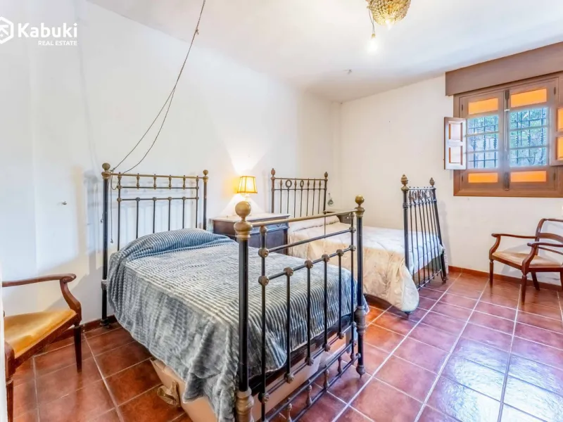 TRADITIONAL CORTIJO IN CAMPANILLAS – HIGH-POTENTIAL RESIDENTIAL & TOURISM PROJECT