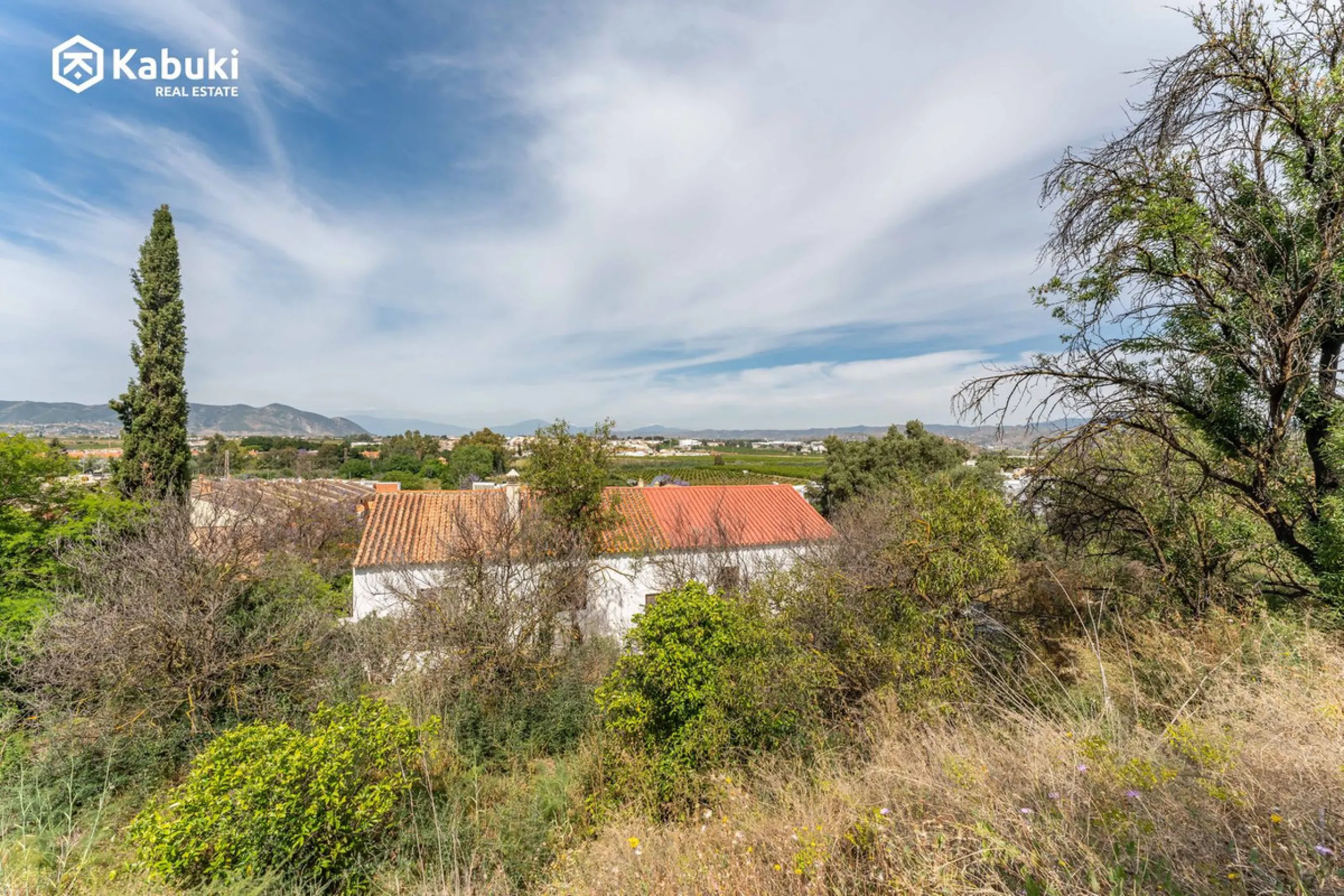 TRADITIONAL CORTIJO IN CAMPANILLAS – HIGH-POTENTIAL RESIDENTIAL & TOURISM PROJECT