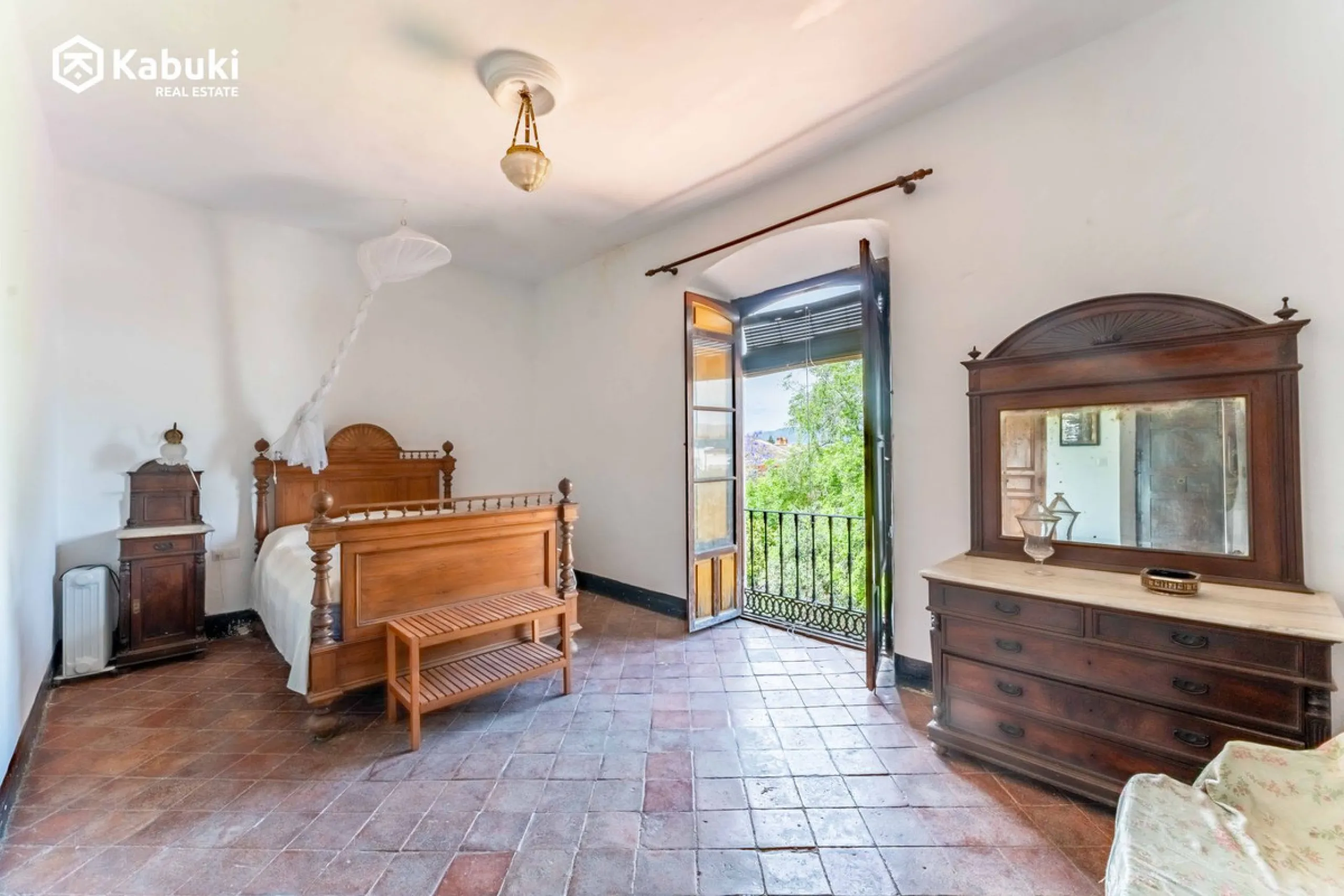 TRADITIONAL CORTIJO IN CAMPANILLAS – HIGH-POTENTIAL RESIDENTIAL & TOURISM PROJECT