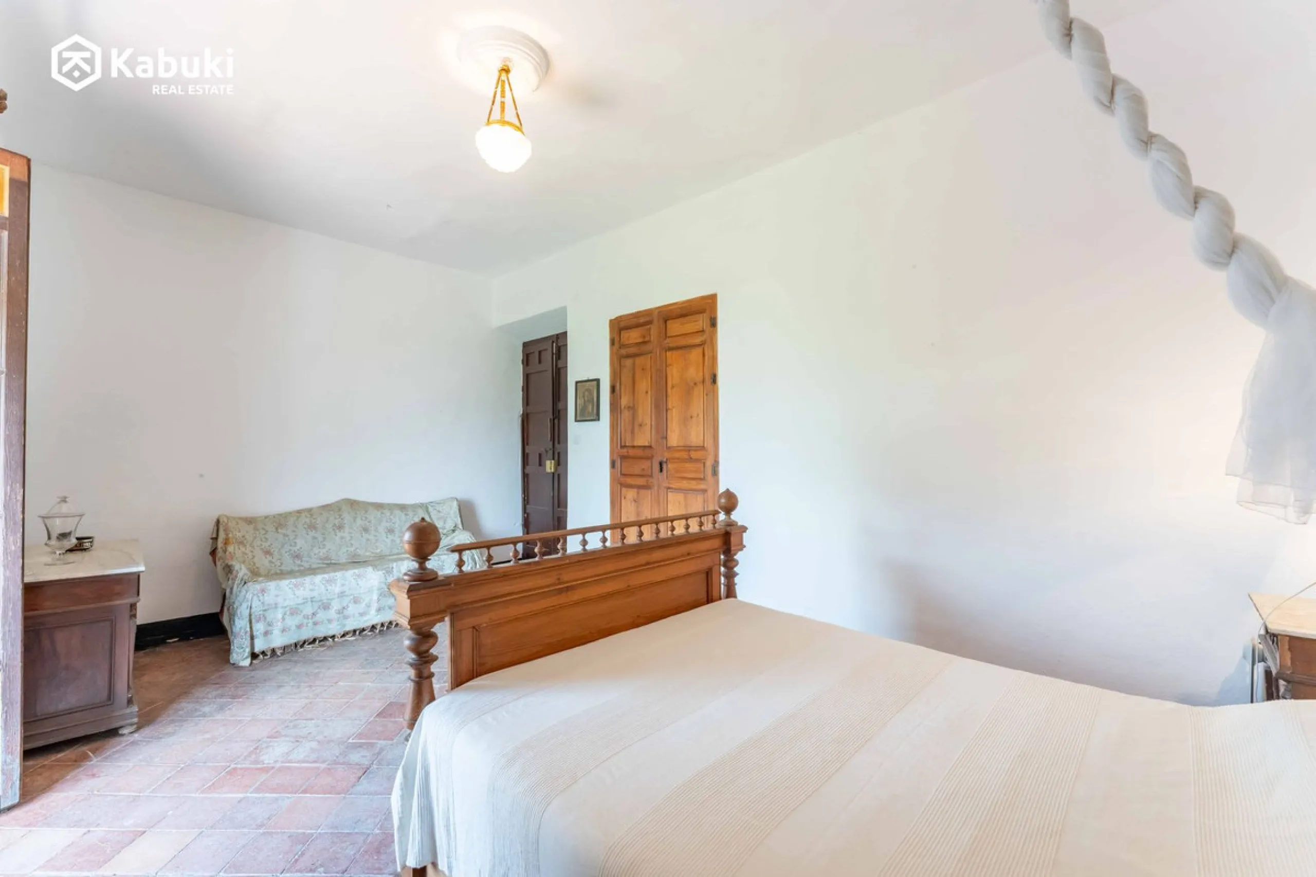 TRADITIONAL CORTIJO IN CAMPANILLAS – HIGH-POTENTIAL RESIDENTIAL & TOURISM PROJECT