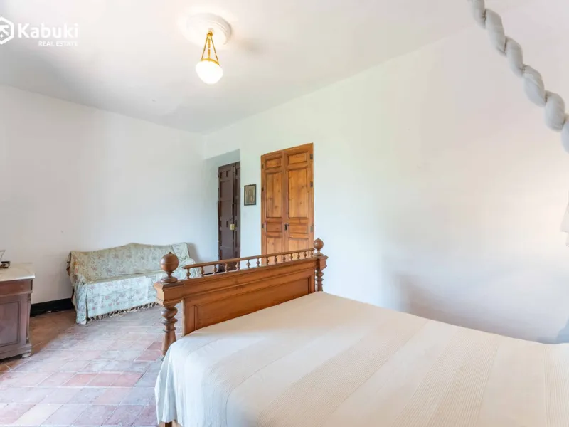 TRADITIONAL CORTIJO IN CAMPANILLAS – HIGH-POTENTIAL RESIDENTIAL & TOURISM PROJECT