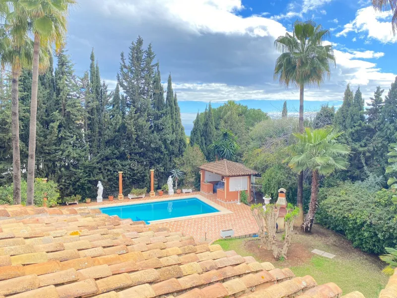 **Detached Villa  in Rocio de Nagueles  **