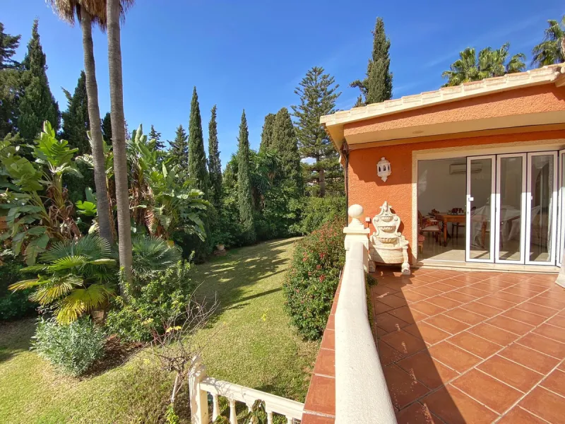 **Detached Villa  in Rocio de Nagueles  **