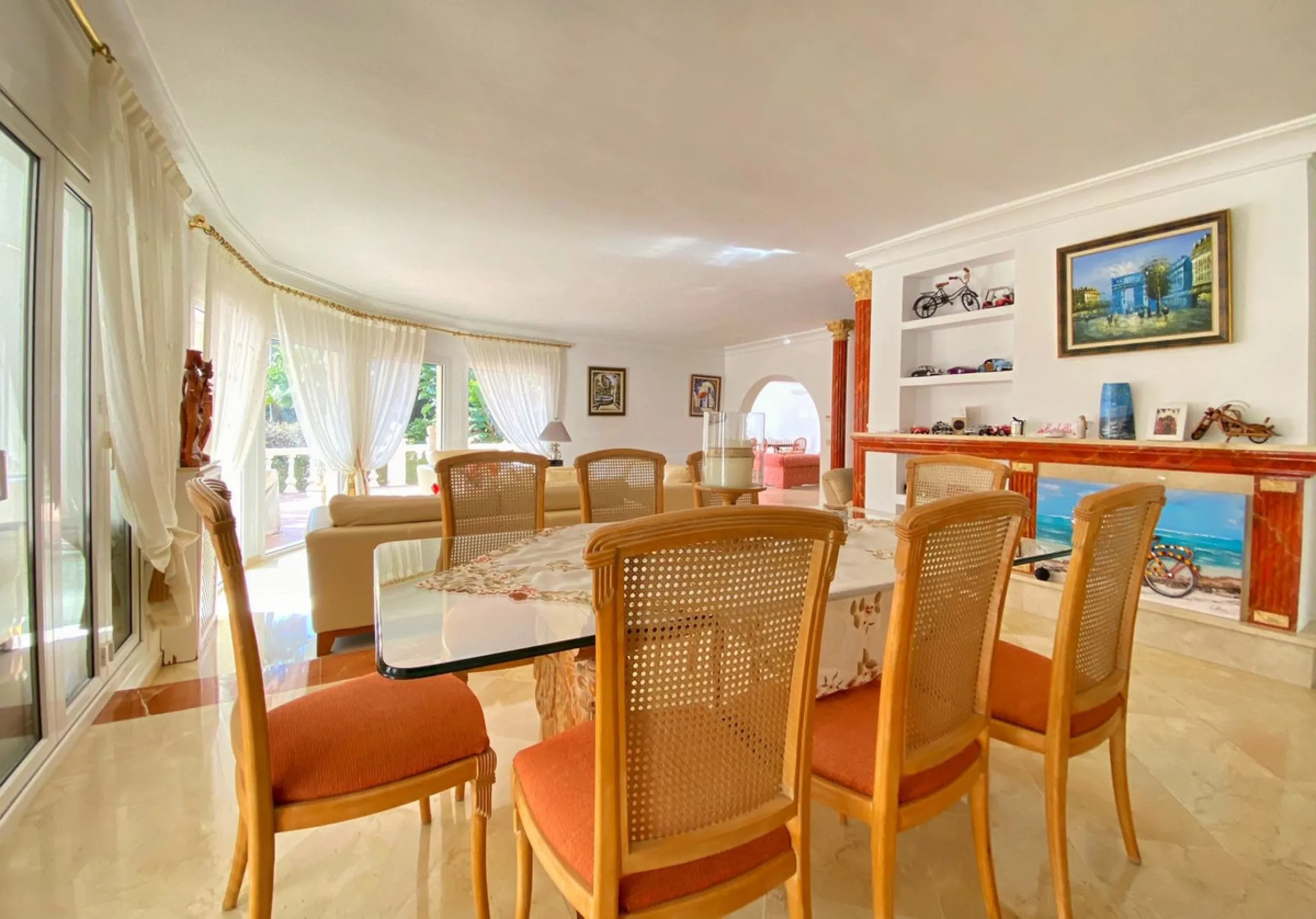 **Detached Villa  in Rocio de Nagueles  **