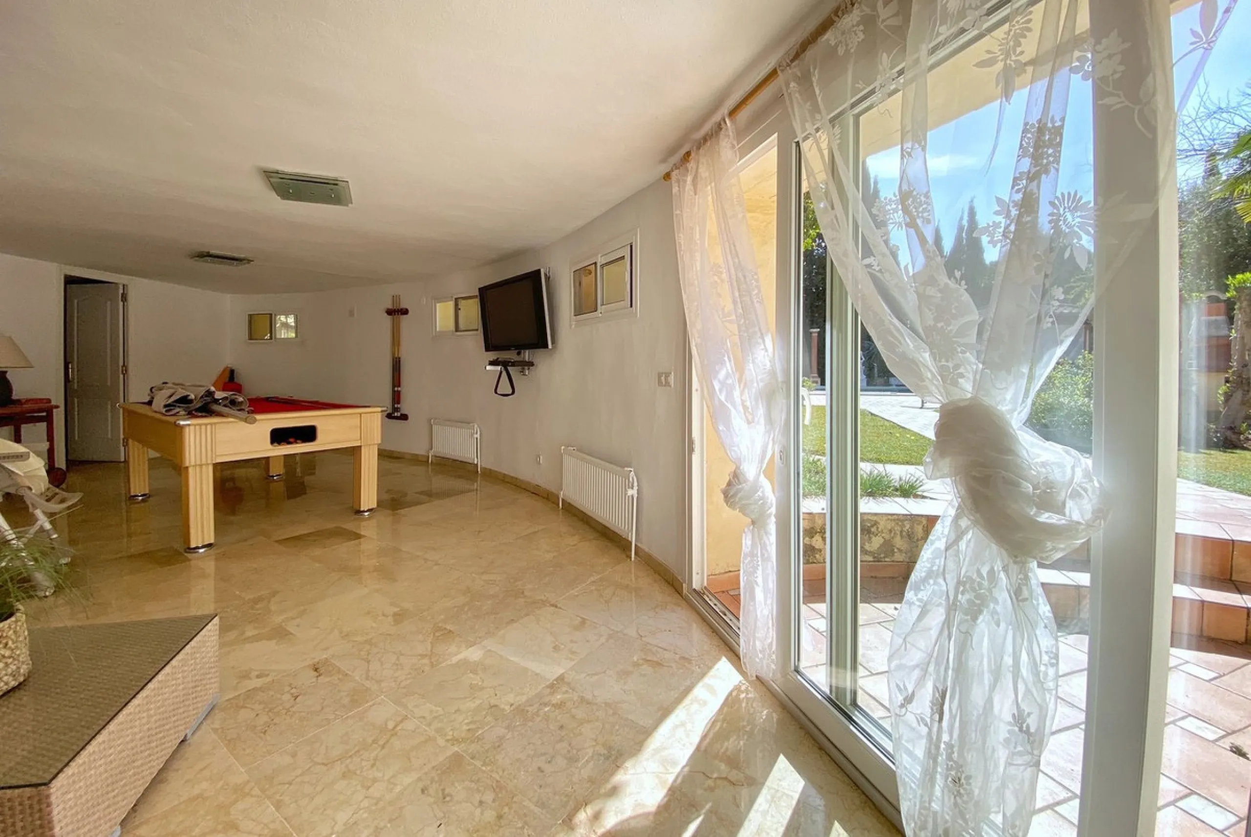 **Detached Villa  in Rocio de Nagueles  **