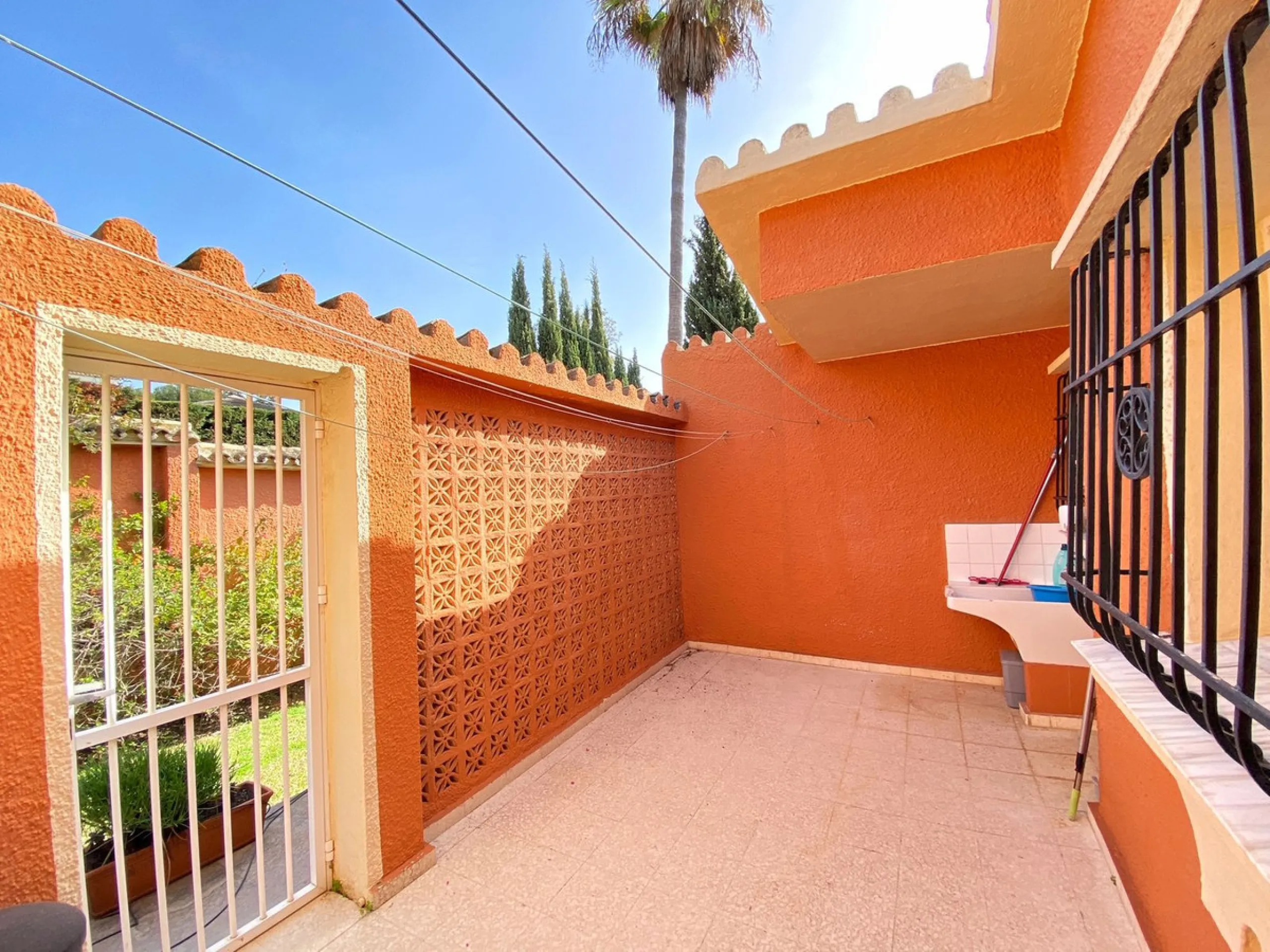 **Detached Villa  in Rocio de Nagueles  **