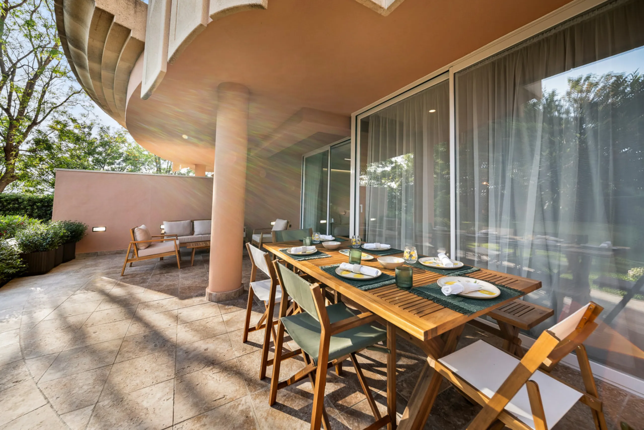 Apartment - Ground Floor Apartment в продаже в Marbella, Málaga. В доме 3 спален и 2 ванных комнат. Площадь дома 162 м²