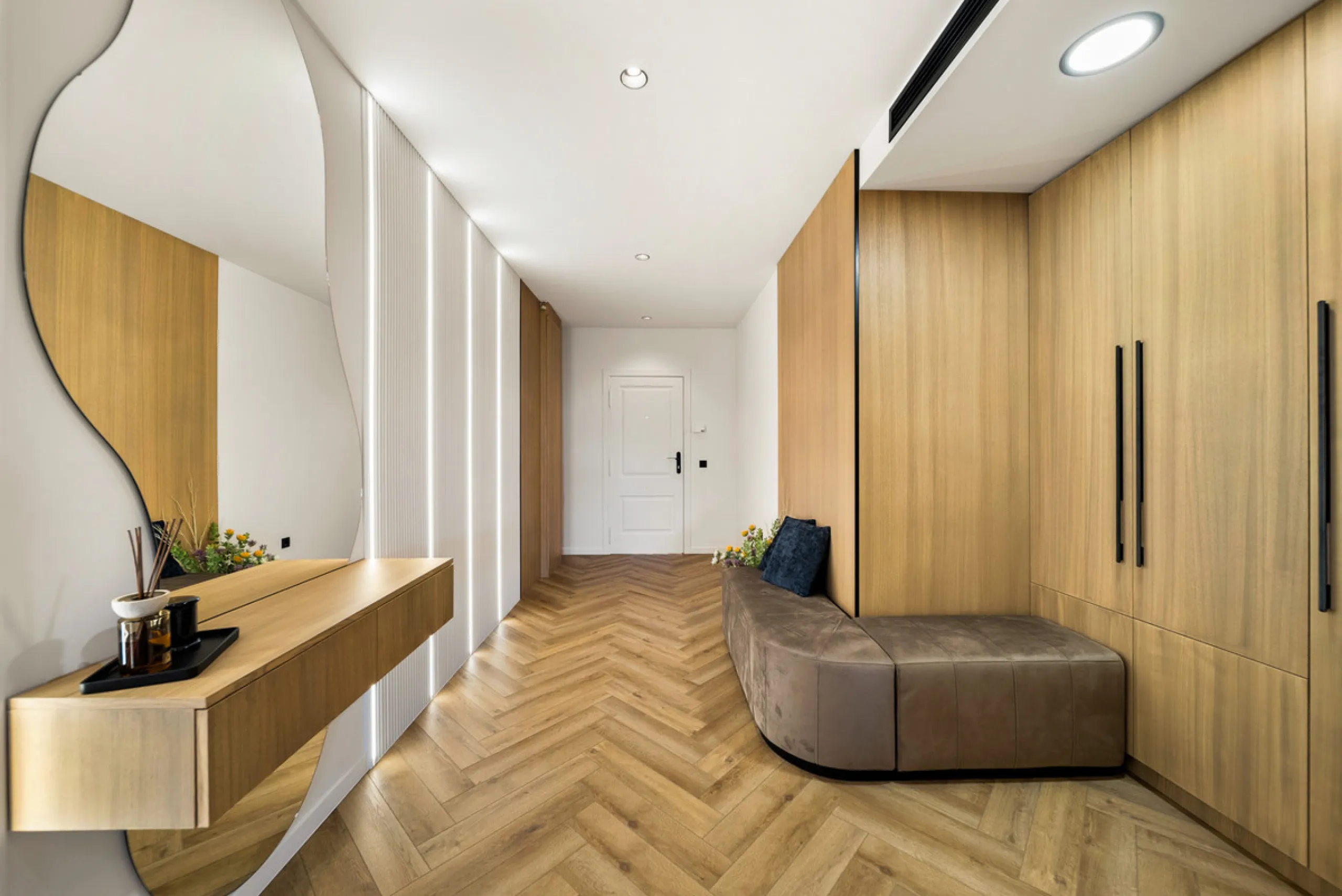 Apartment - Ground Floor Apartment в продаже в Marbella, Málaga. В доме 3 спален и 2 ванных комнат. Площадь дома 162 м²