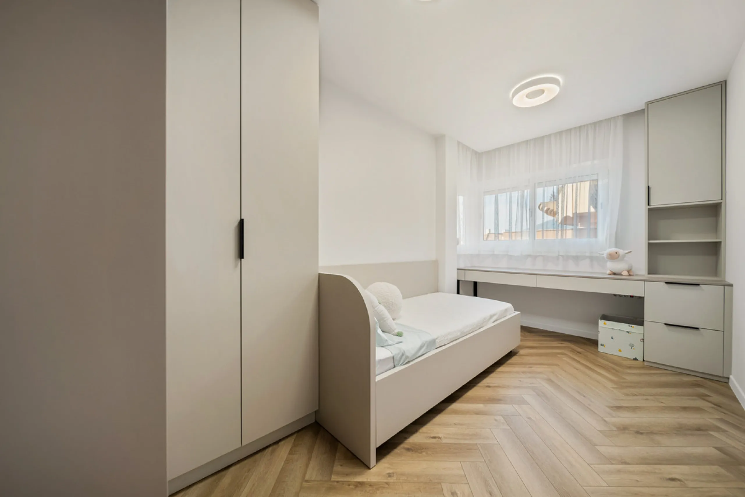 Apartment - Ground Floor Apartment в продаже в Marbella, Málaga. В доме 3 спален и 2 ванных комнат. Площадь дома 162 м²