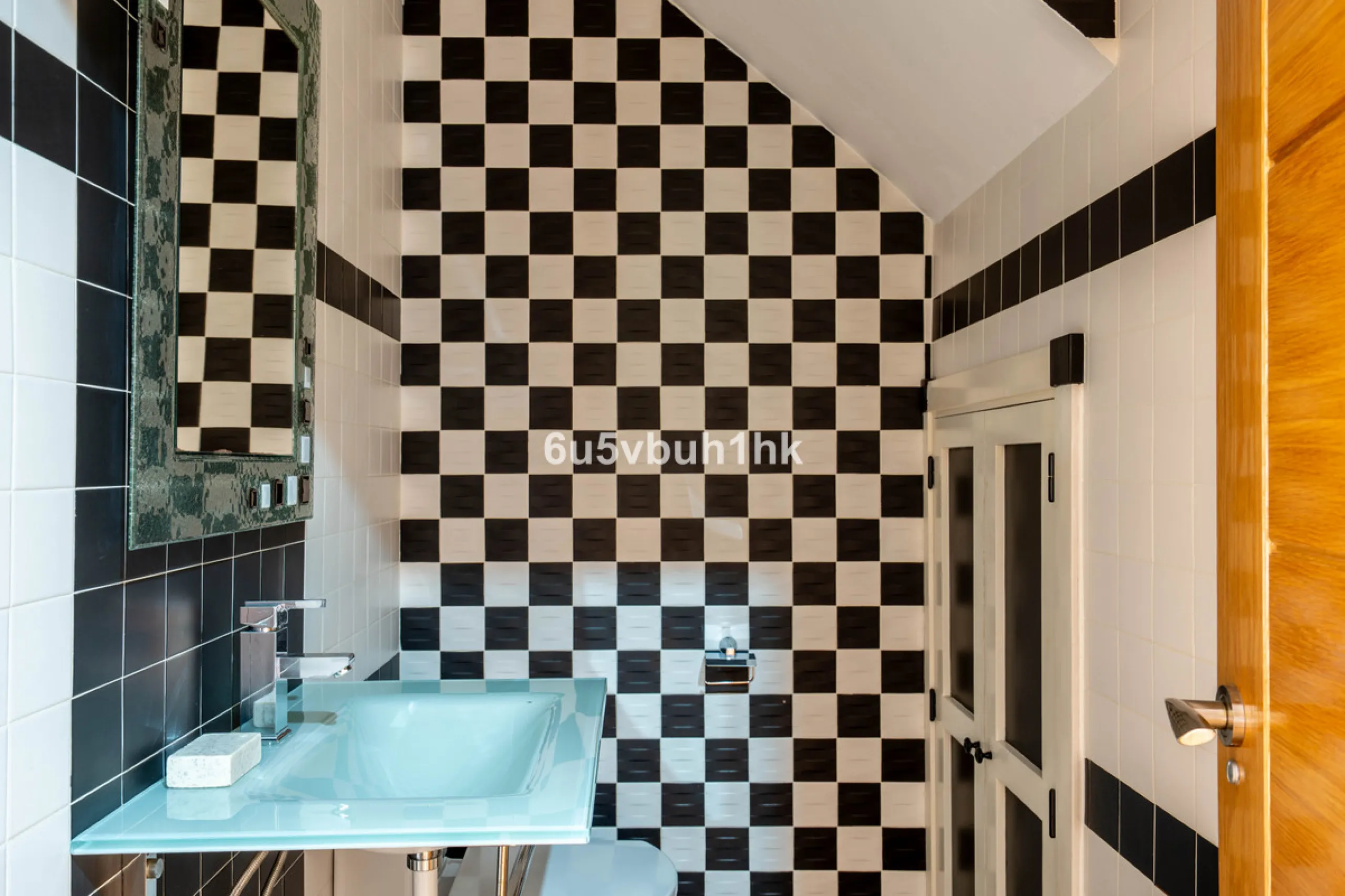 House - Townhouse в продаже в Mijas, Málaga. В доме 2 спален и 1 ванных комнат. Площадь дома 90 м²