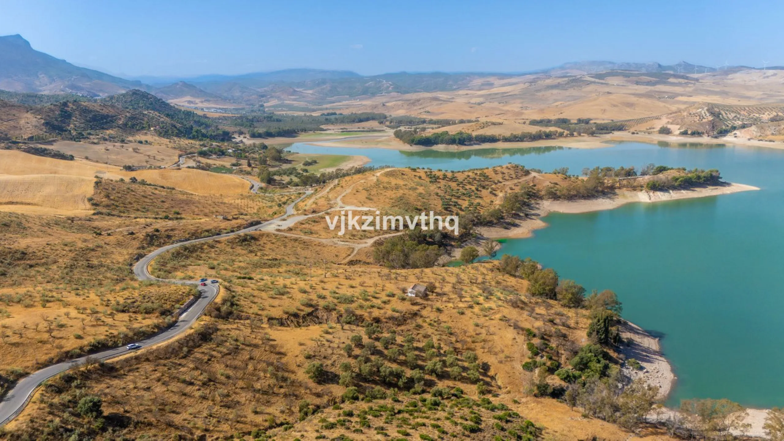 Plot - Commercial Plot в продаже в Ardales, Málaga. Площадь дома 104 м². Площадь участка 37909 м²