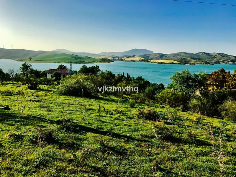 Plot - Commercial Plot в продаже в Ardales, Málaga. Площадь дома 104 м². Площадь участка 37909 м²