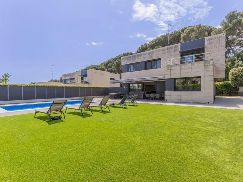 Villa exclusiva y luminosa en Sant Andreu de Llavaneres, Maresme