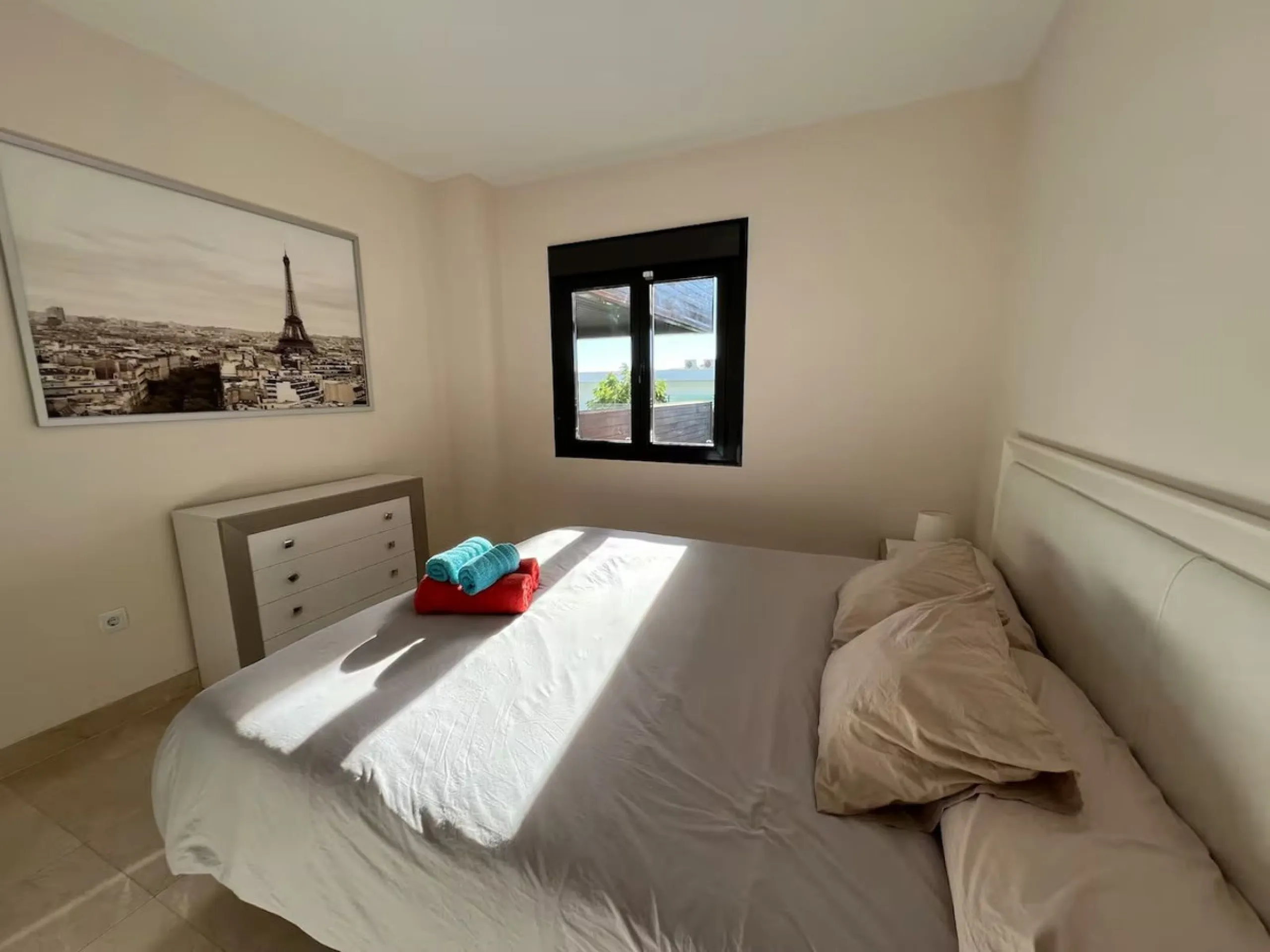 Apartment - Middle Floor Apartment в продаже в Málaga, Málaga. В доме 2 спален и 2 ванных комнат. Площадь дома 111 м²