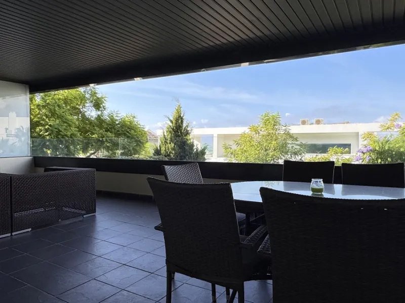 Apartment - Middle Floor Apartment в продаже в Málaga, Málaga. В доме 2 спален и 2 ванных комнат. Площадь дома 111 м²