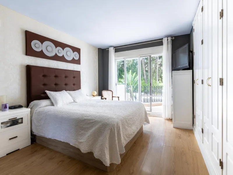 Charming Family Home in Los Naranjos de Marbella: Your Ideal Retreat