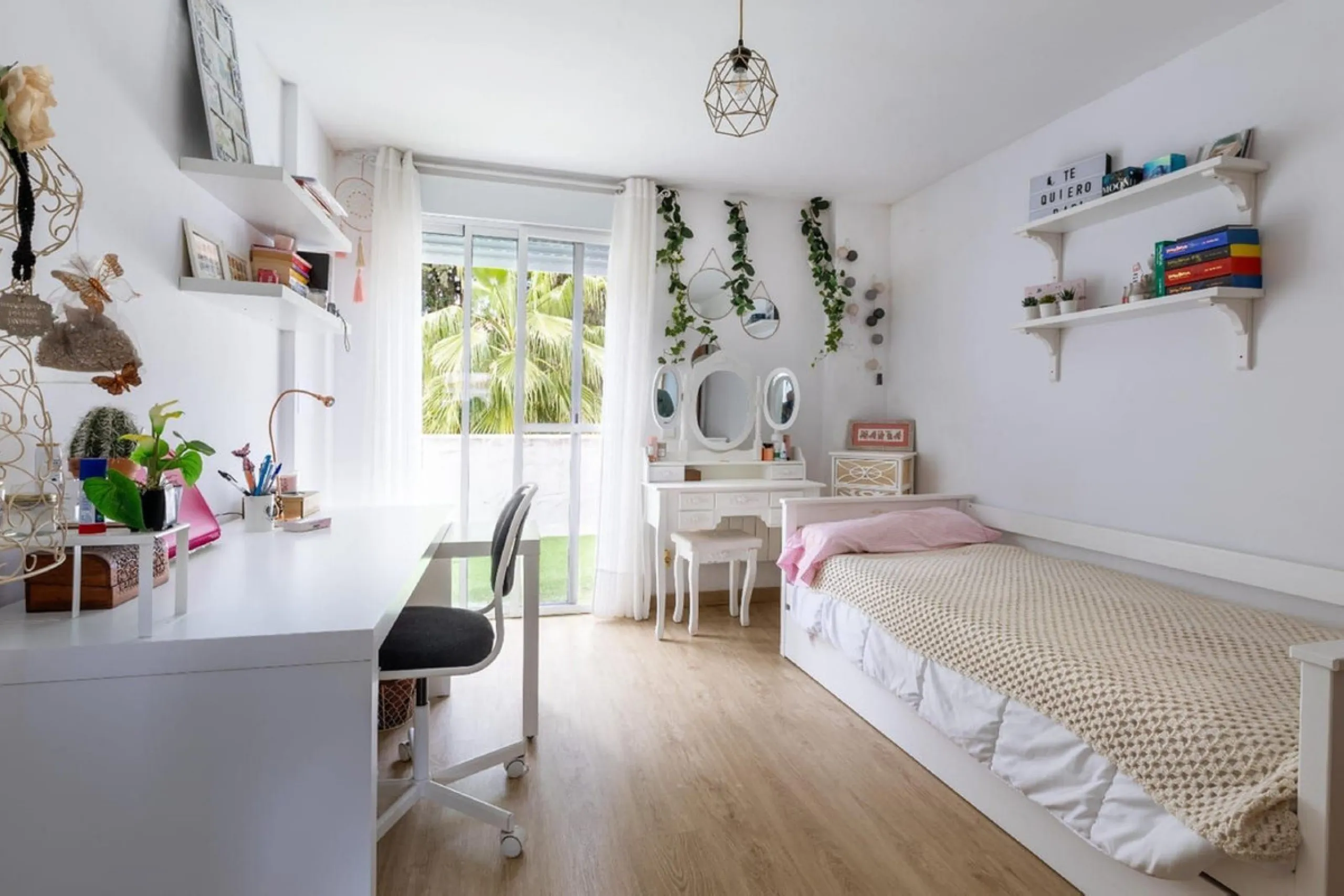 Charming Family Home in Los Naranjos de Marbella: Your Ideal Retreat