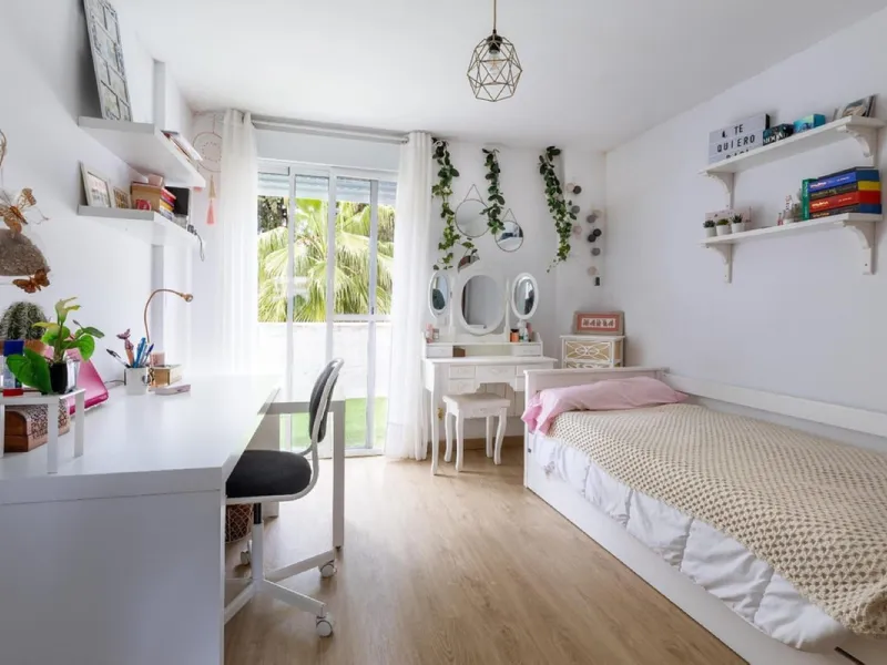 Charming Family Home in Los Naranjos de Marbella: Your Ideal Retreat