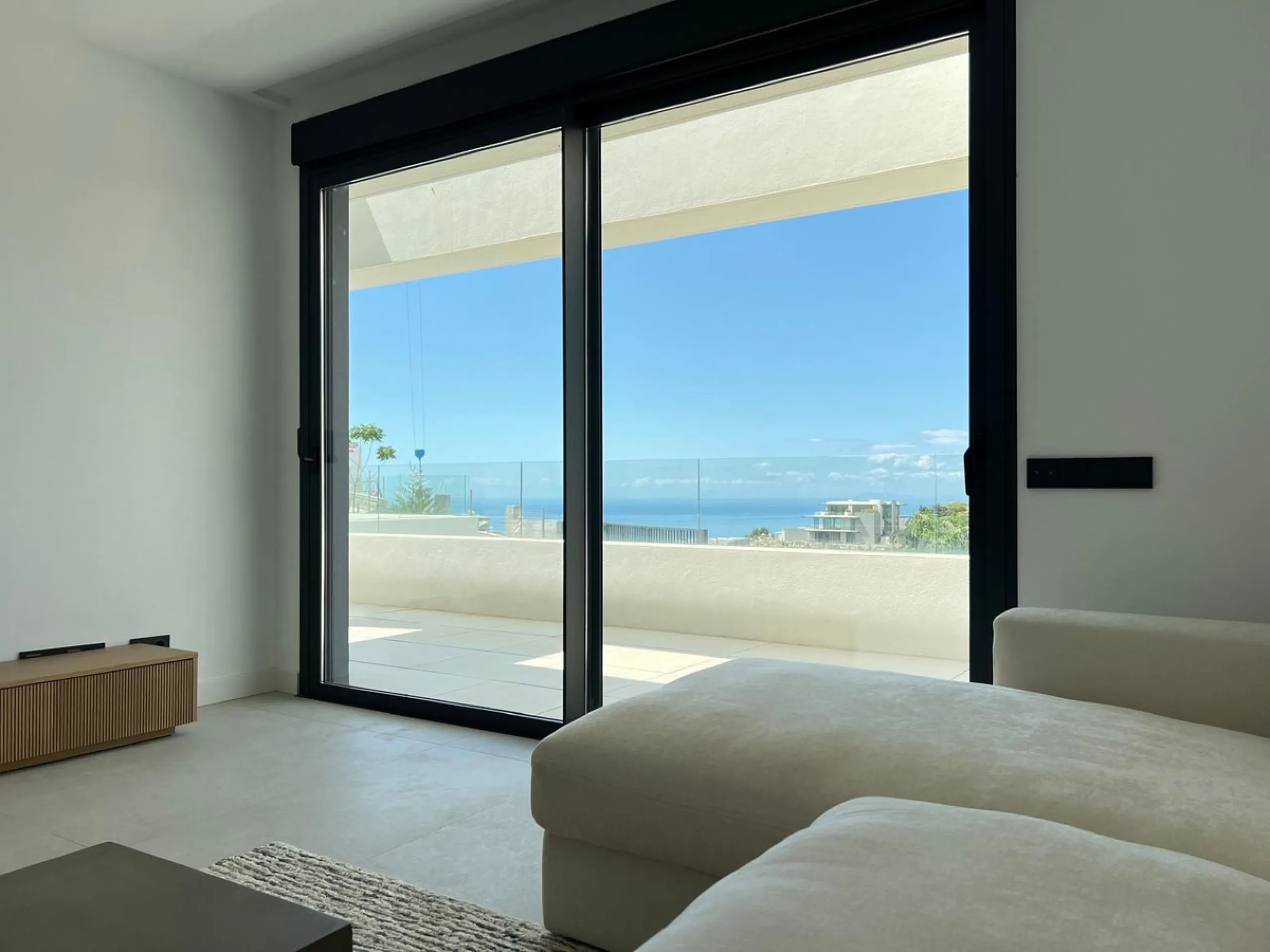 Apartment - Middle Floor Apartment в продаже в Marbella, Málaga. В доме 2 спален и 2 ванных комнат. Площадь дома 85 м²